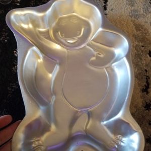 Full size Barney cake pan